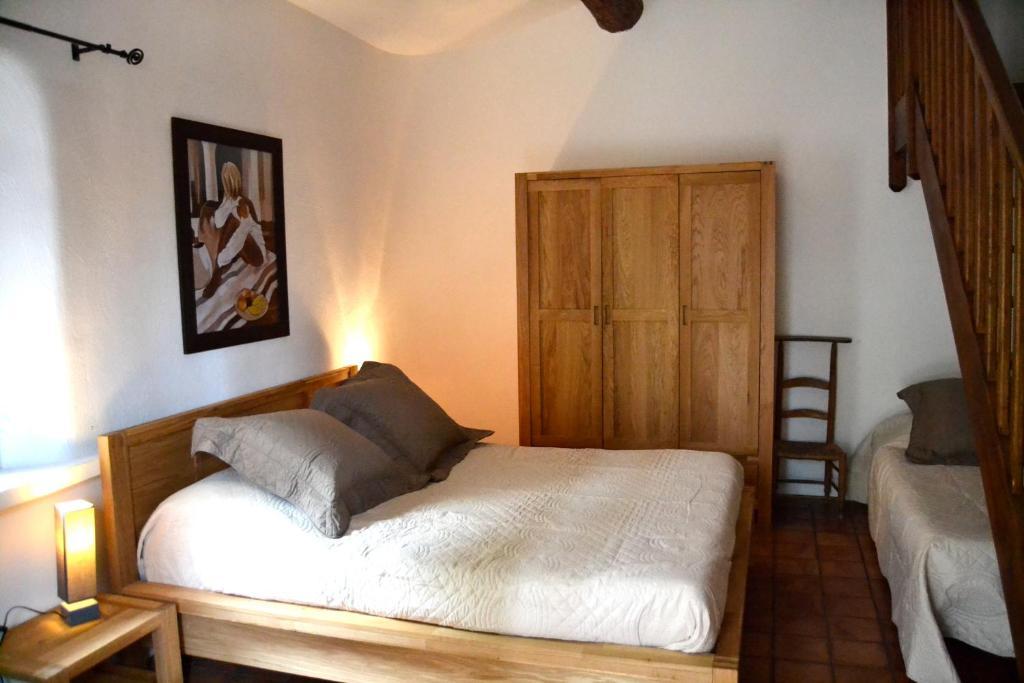Auberge D'Anais Entrechaux Bagian luar foto