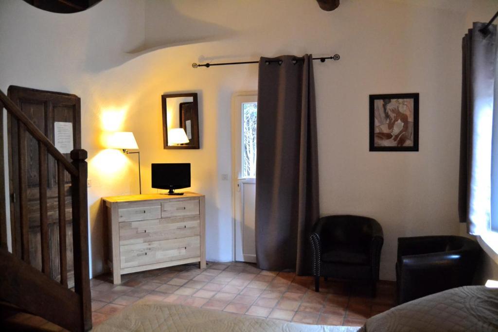 Auberge D'Anais Entrechaux Bagian luar foto