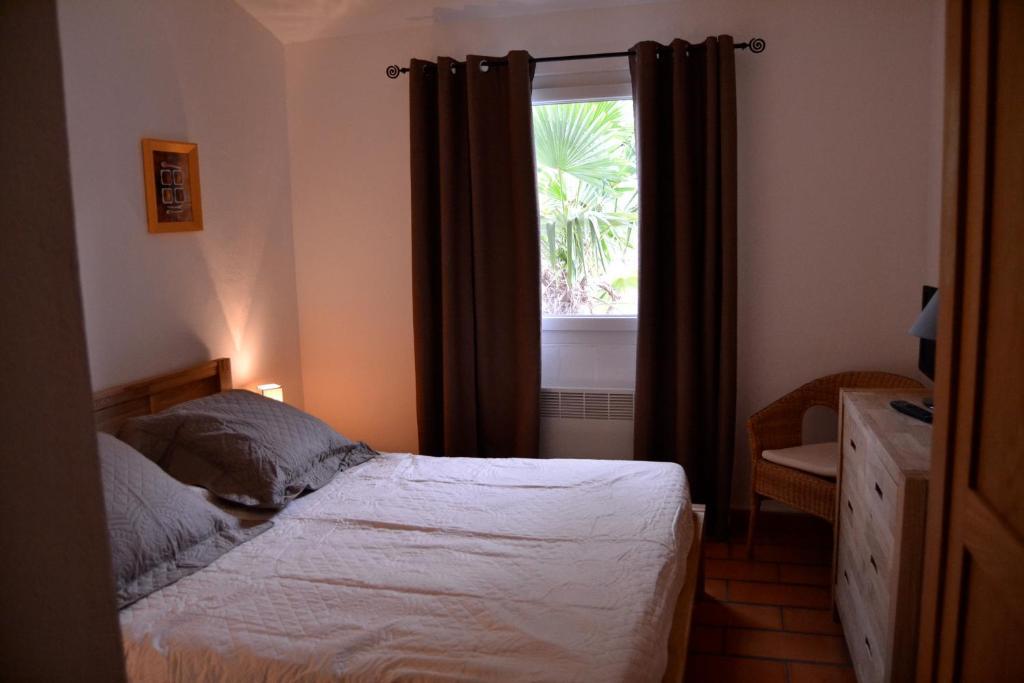 Auberge D'Anais Entrechaux Bagian luar foto