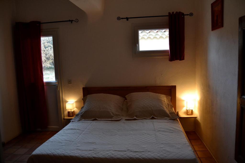 Auberge D'Anais Entrechaux Bagian luar foto